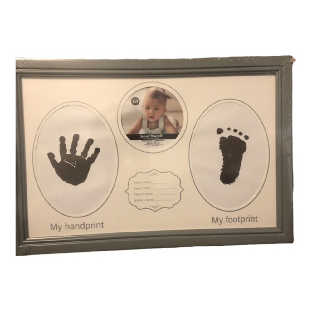 Newborn baby handprint and footprint commemorative nursery frame new‎ FREE